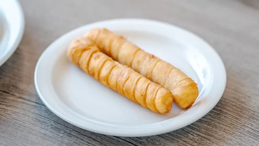 Palmiers dorados en plato